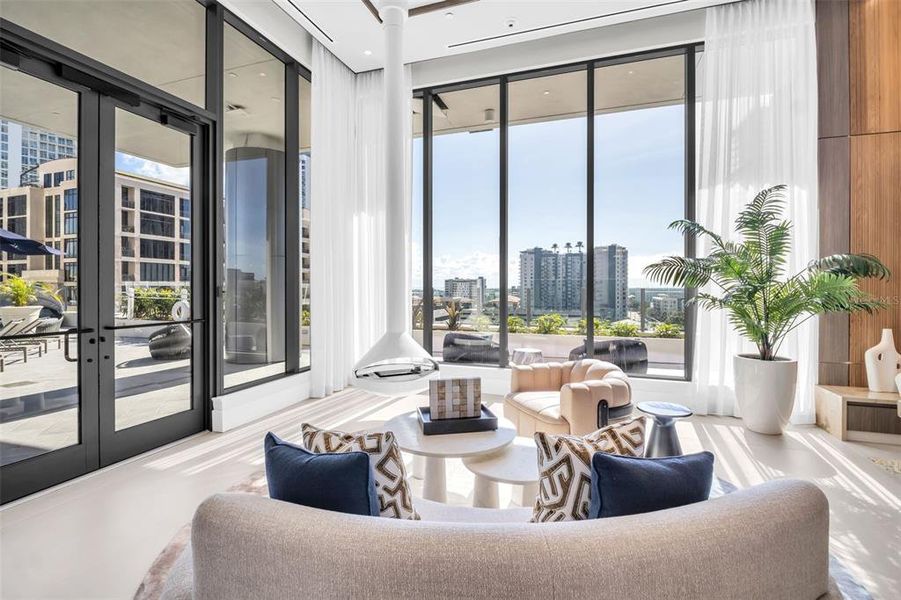 Exterior details and patio area of a home in , St. Petersburg (Image 27).