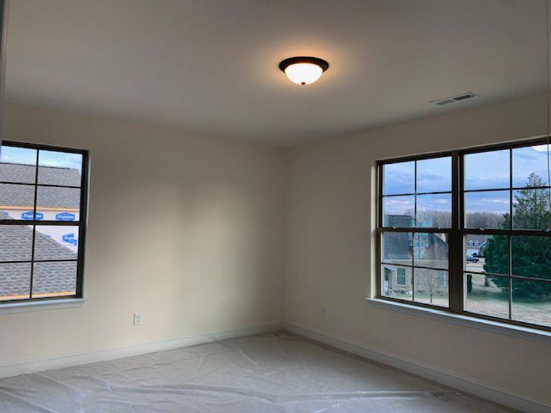 Spacious, unfurnished interior of a new home in Royal Pines, Trinity (Image 15).