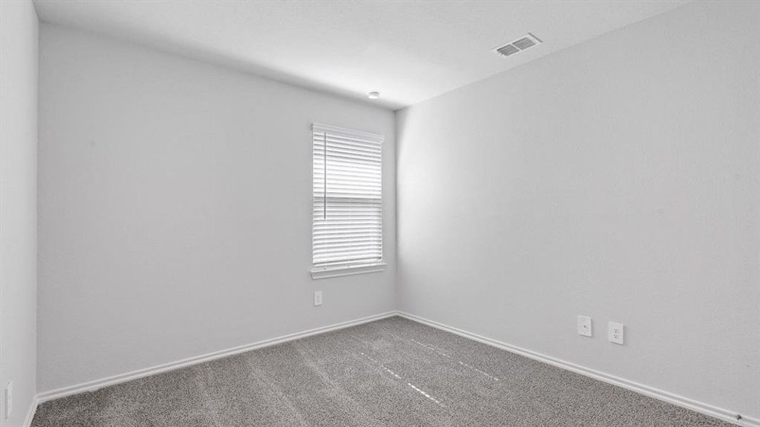Spacious, unfurnished interior of a new home in Highlands at Chapel Creek, Fort Worth (Image 32).