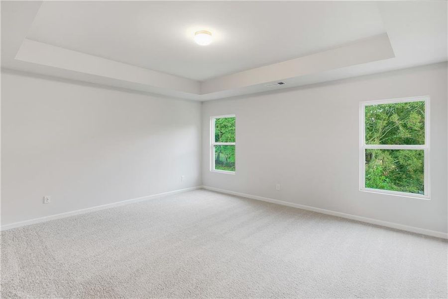 Spacious, unfurnished interior of a new home in , Jefferson (Image 30).