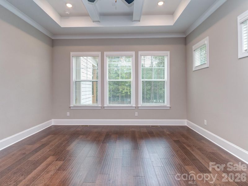 Spacious, unfurnished interior of a new home in , York (Image 39).