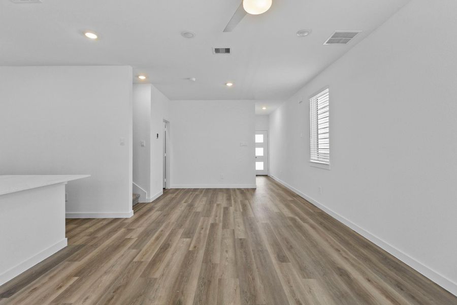 Spacious, unfurnished interior of a new home in Highland Court, Houston (Image 14). Spacious, unfurnished interior of a new home in Highland Court, Houston (Image 14).