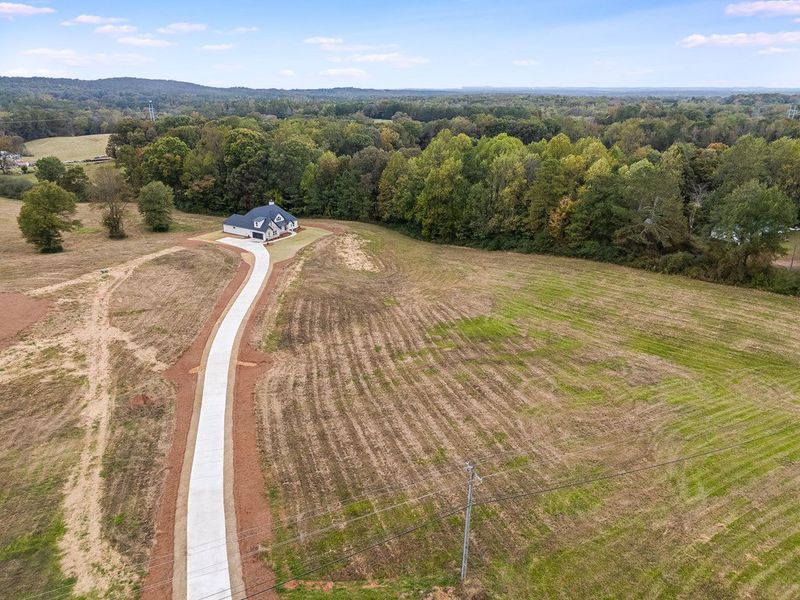 Image 43 of a home in Parmer Farms.