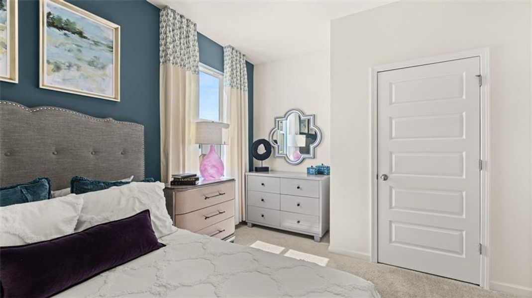 Furnished interior view inside a new home in Shoal Creek, Hampton (Image 13).