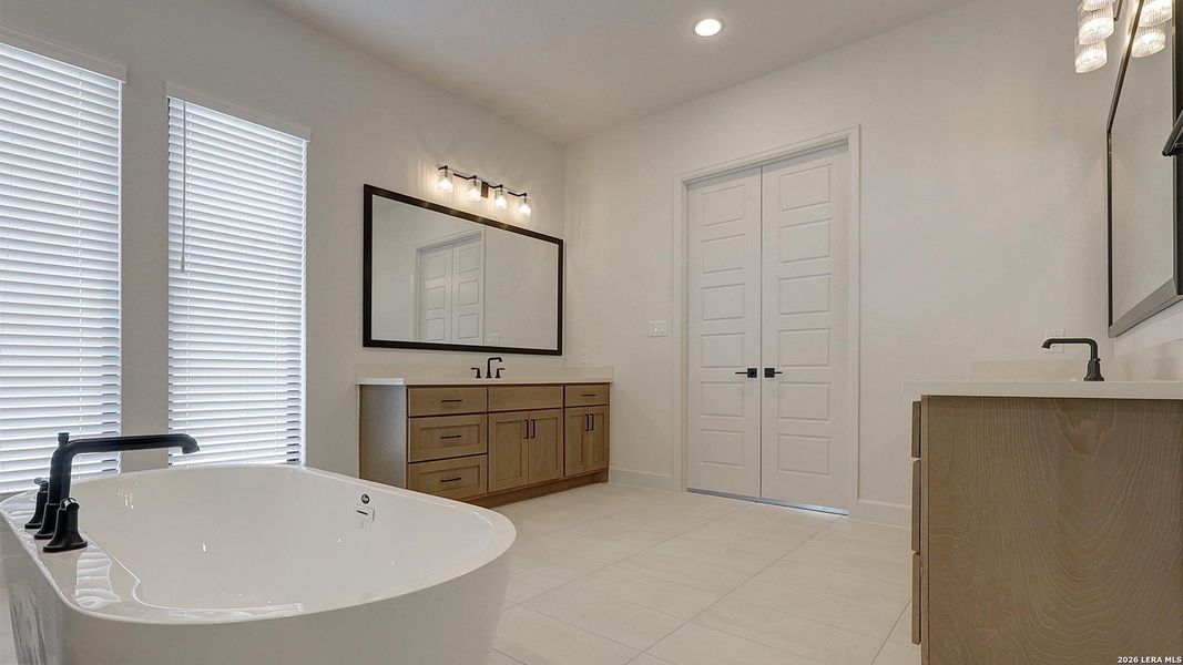 Furnished interior view inside a new home in Esperanza, Boerne (Image 13).