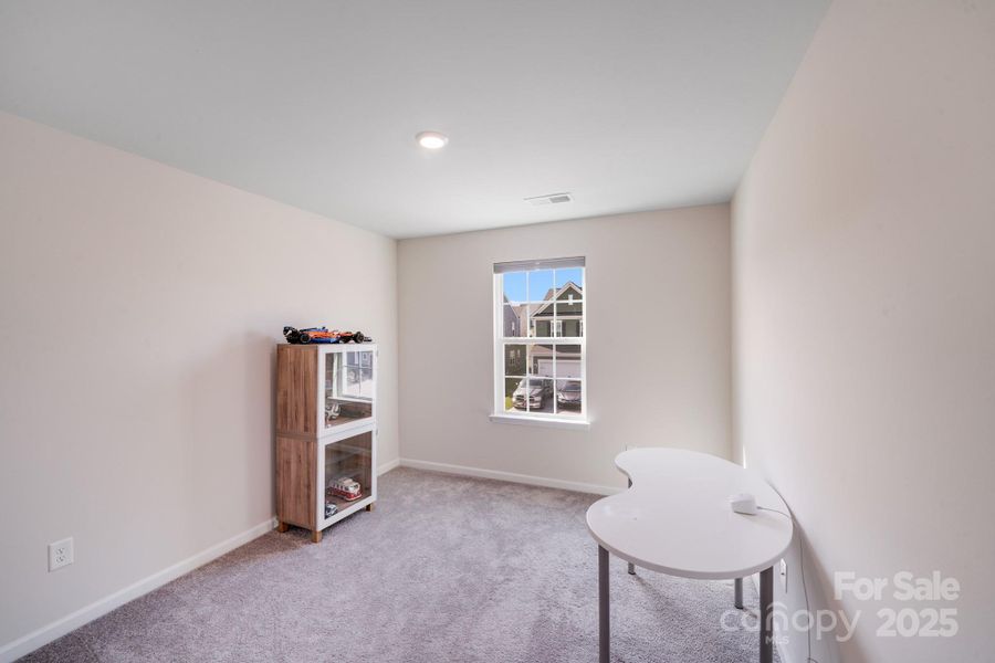 Furnished interior view inside a new home in Elizabeth: Walk, Fort Mill (Image 9). Furnished interior view inside a new home in Elizabeth: Walk, Fort Mill (Image 9).