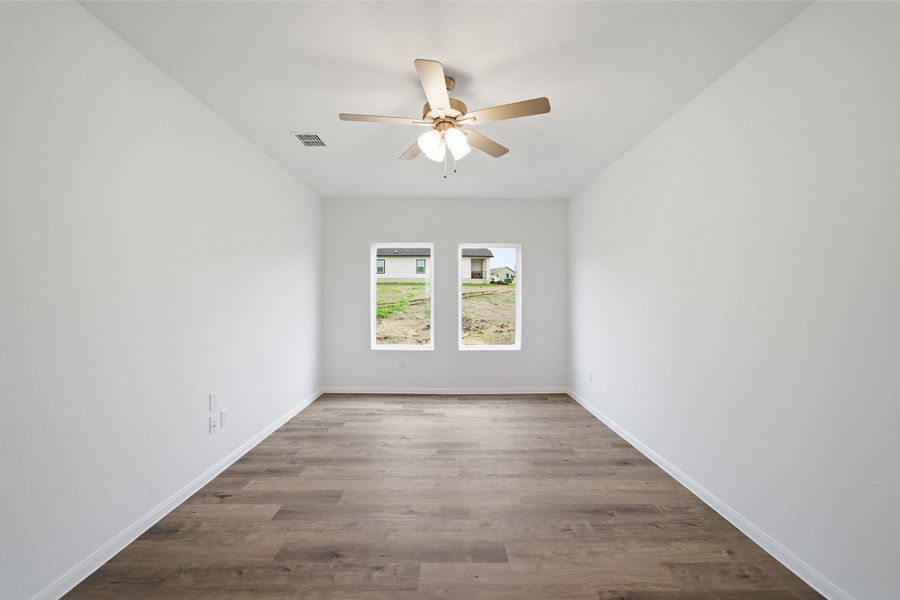 Spacious, unfurnished interior of a new home in Willow View, Converse (Image 24).