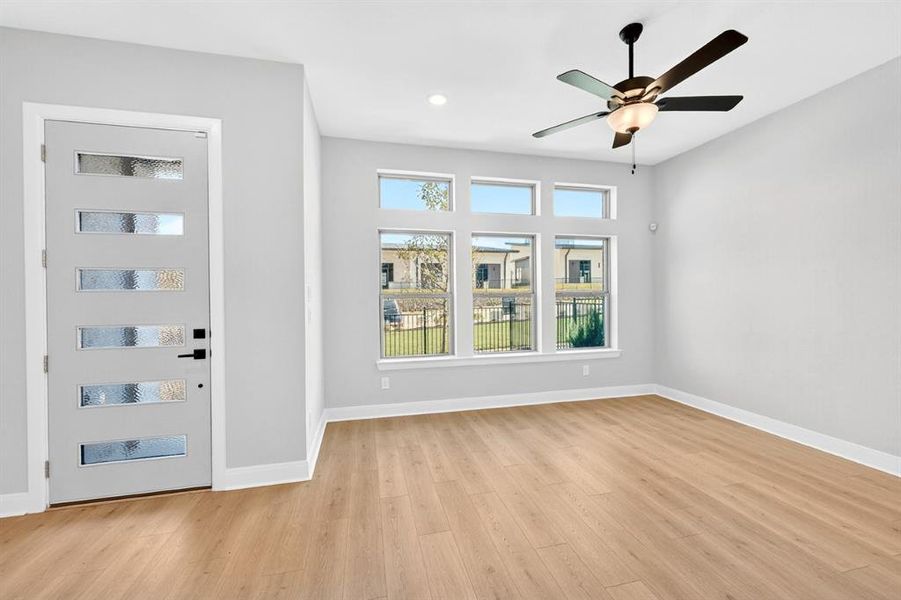 Spacious, unfurnished interior of a new home in Hillside at Las Colinas, Irving (Image 33).