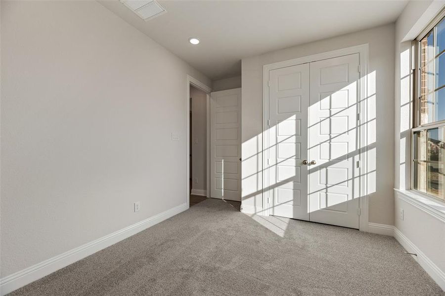 Spacious, unfurnished interior of a new home in Villages of Creekwood, Frisco (Image 28).