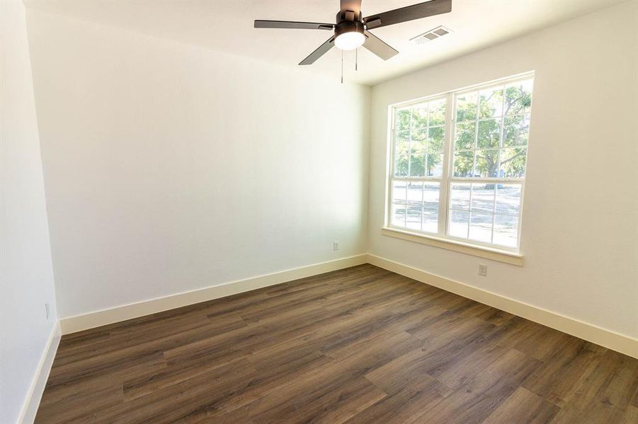 Spacious, unfurnished interior of a new home in , Post Oak Bend City (Image 14).