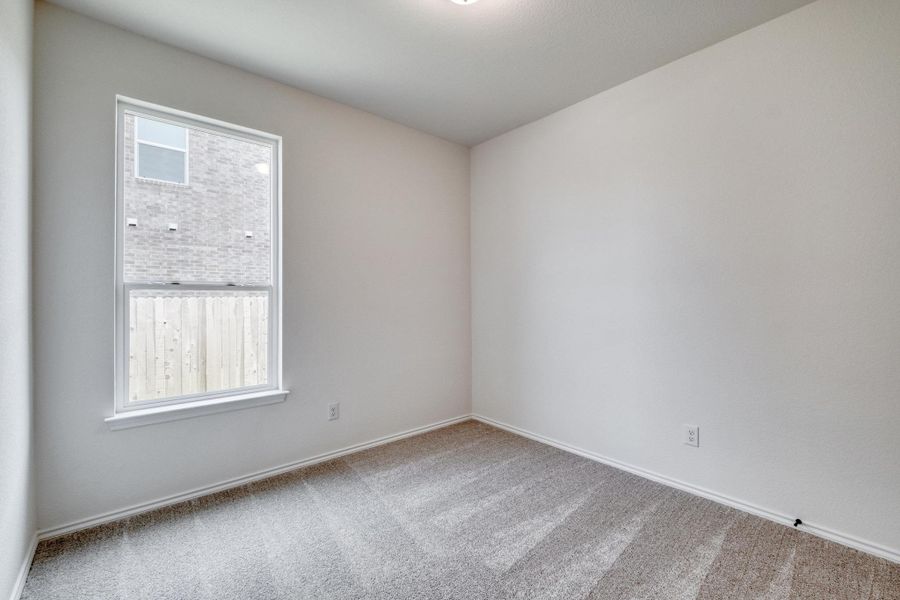 Spacious, unfurnished interior of a new home in Mustang Valley, Manor (Image 13).