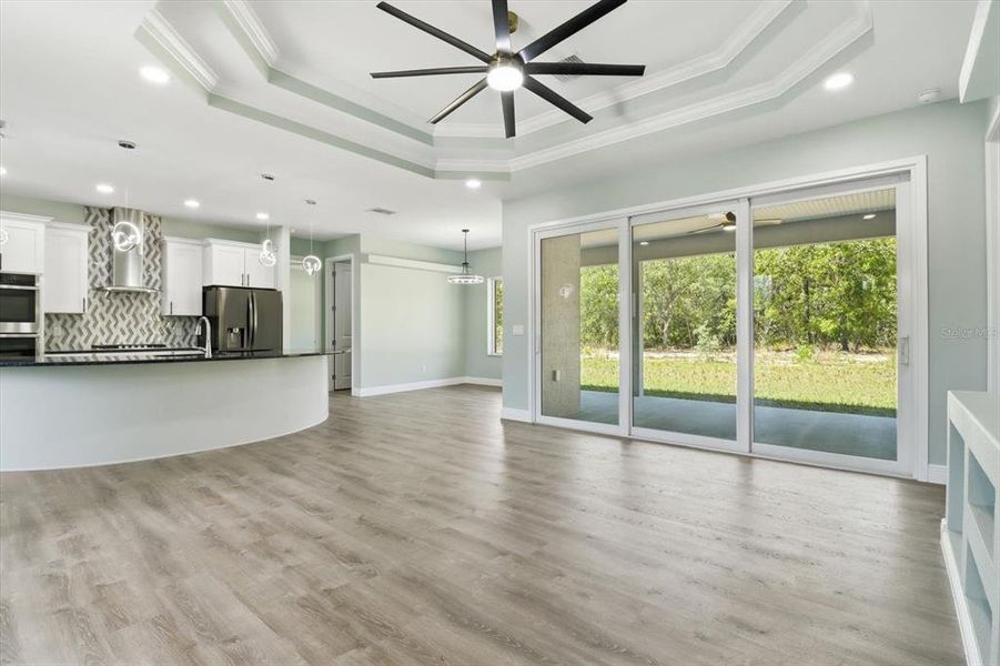 Spacious, unfurnished interior of a new home in , Beverly Hills (Image 20).