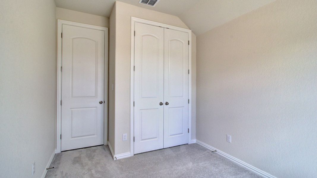 Furnished interior view inside a new home in Sunflower Ridge, New Braunfels (Image 6). Furnished interior view inside a new home in Sunflower Ridge, New Braunfels (Image 6).