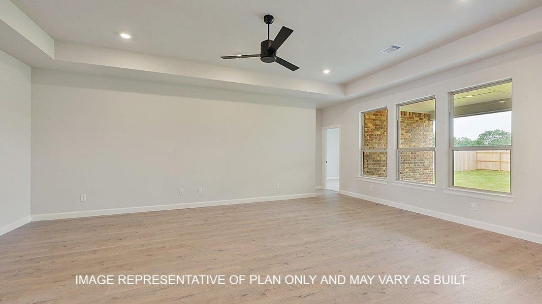 Spacious, unfurnished interior of a new home in Wellborn Settlement, College Station (Image 19).