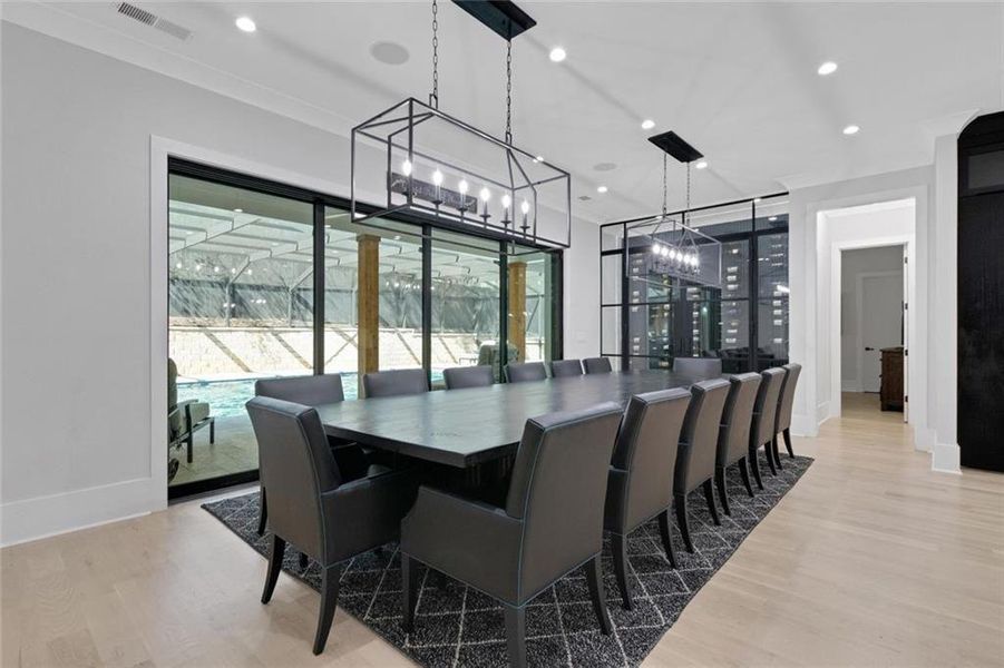 Community amenities in , Roswell (Image 91).