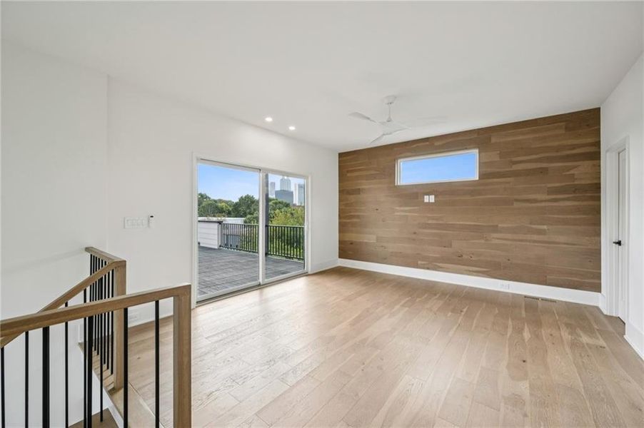 Spacious, unfurnished interior of a new home in , Atlanta (Image 20).