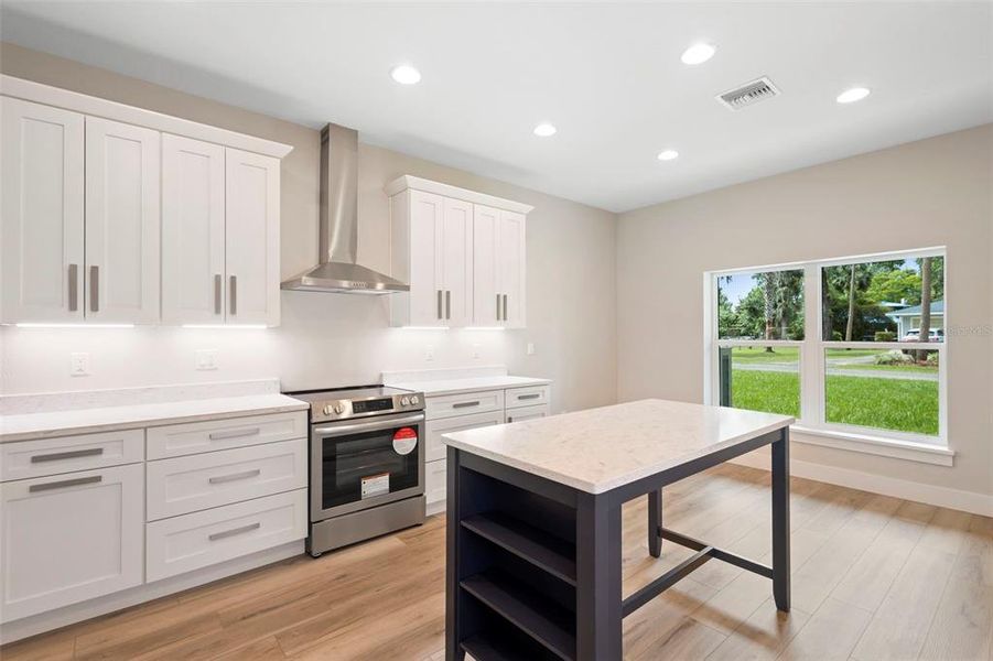 Furnished interior view inside a new home in , Lake Helen (Image 8).