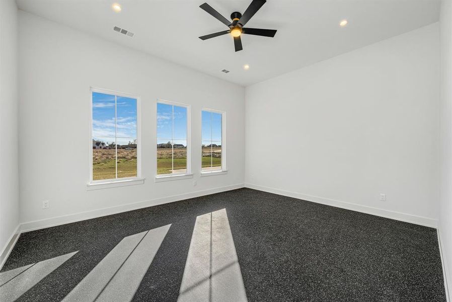 Spacious, unfurnished interior of a new home in , Fairview (Image 22).