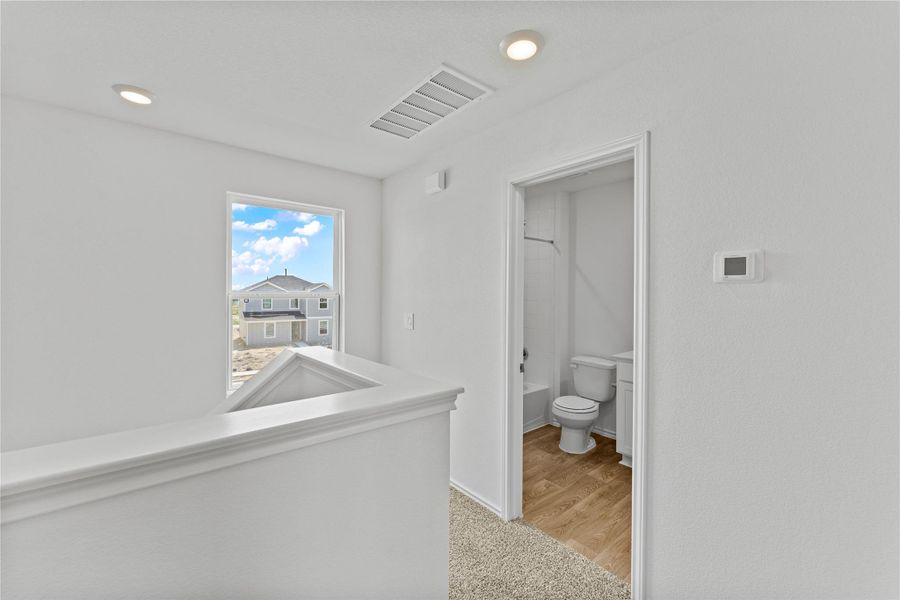 Spacious, unfurnished interior of a new home in Prairie Lakes, Buda (Image 8).