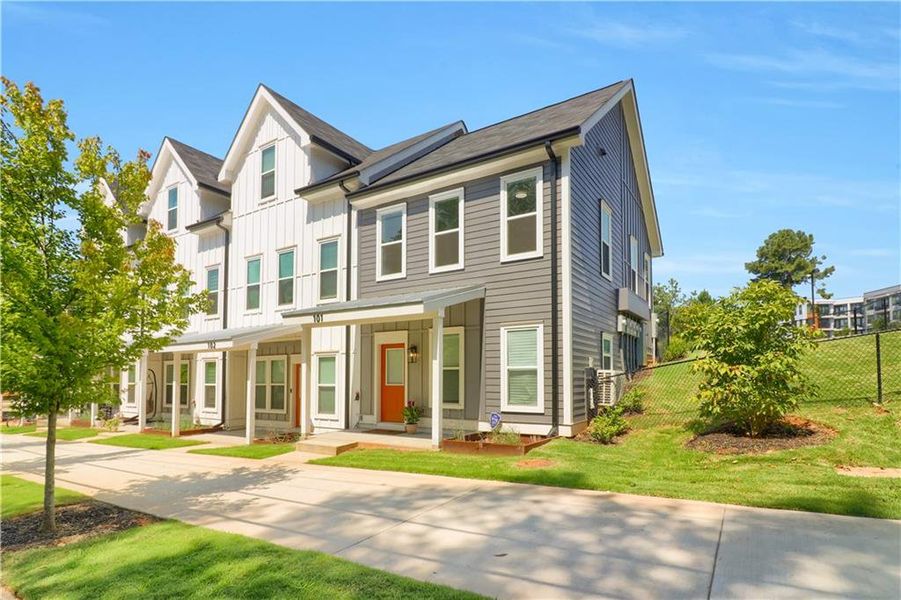 Image 21 of a home in .