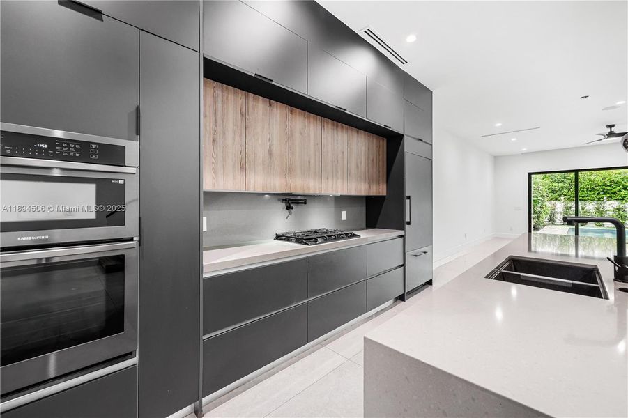 Furnished interior view inside a new home in , Fort Lauderdale (Image 3). Furnished interior view inside a new home in , Fort Lauderdale (Image 3).