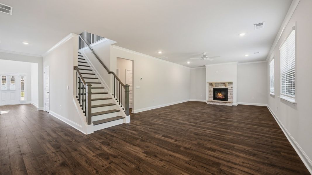 Spacious, unfurnished interior of a new home in Heritage Pointe, Senoia (Image 19).