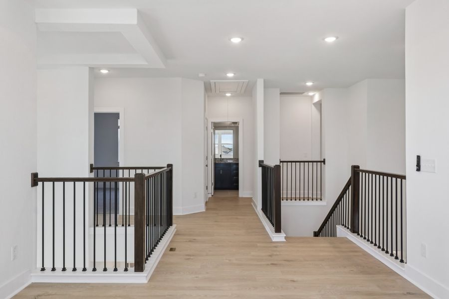 Spacious, unfurnished interior of a new home in Sauls Ranch, Round Rock (Image 30). Spacious, unfurnished interior of a new home in Sauls Ranch, Round Rock (Image 30).