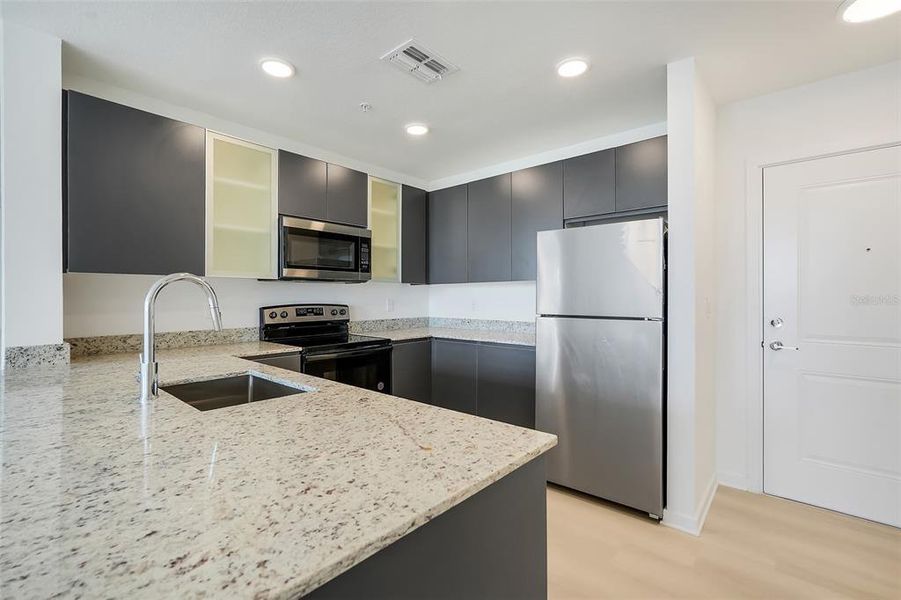 Furnished interior view inside a new home in , Orlando (Image 6).