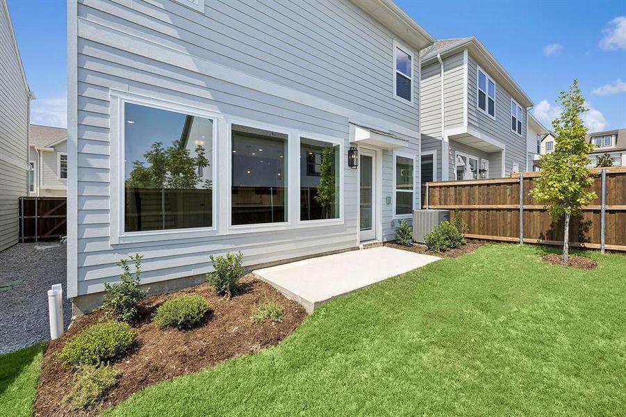 Front exterior of a new home in Greenville Heights, Dallas, TX, highlighting curb appeal (Image 22). Front exterior of a new home in Greenville Heights, Dallas, TX, highlighting curb appeal (Image 22).