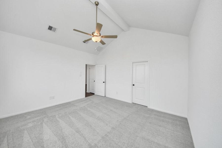 Spacious, unfurnished interior of a new home in 45' Traditional Homes at Elyson, Katy (Image 19).