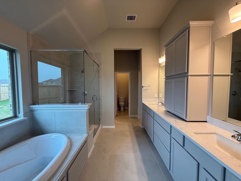 Furnished interior view inside a new home in Candela, Richmond (Image 7).