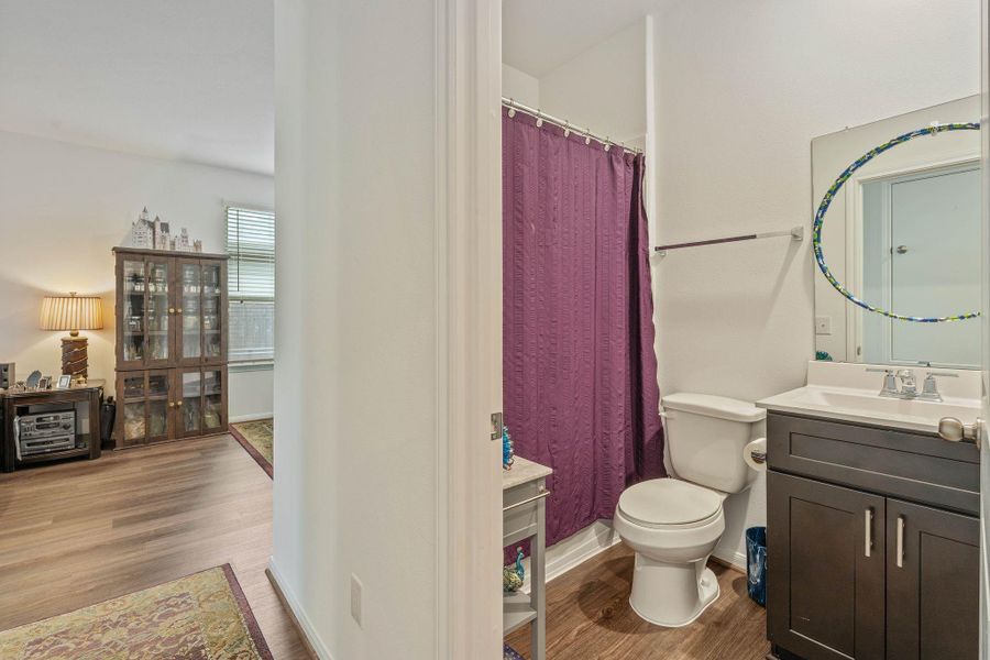 Furnished interior view inside a new home in The Pines At Seven Coves, Willis (Image 25). Furnished interior view inside a new home in The Pines At Seven Coves, Willis (Image 25).