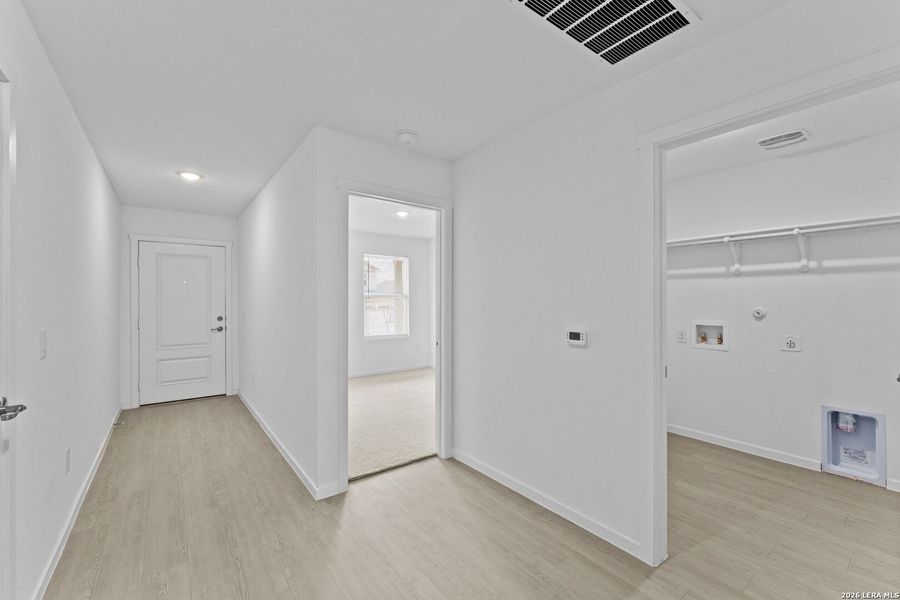 Spacious, unfurnished interior of a new home in Smiley Ranch, San Antonio (Image 25). Spacious, unfurnished interior of a new home in Smiley Ranch, San Antonio (Image 25).