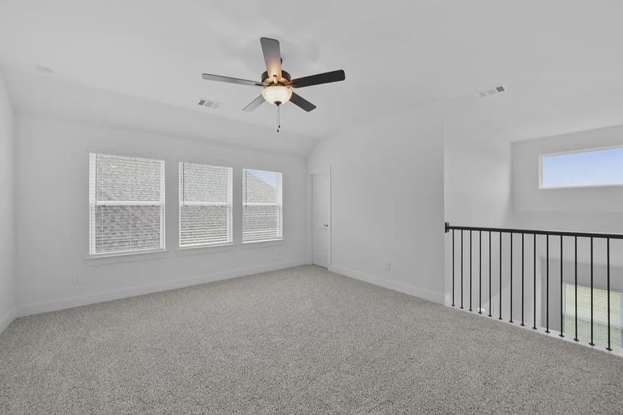 Spacious, unfurnished interior of a new home in Grange, Katy (Image 27).