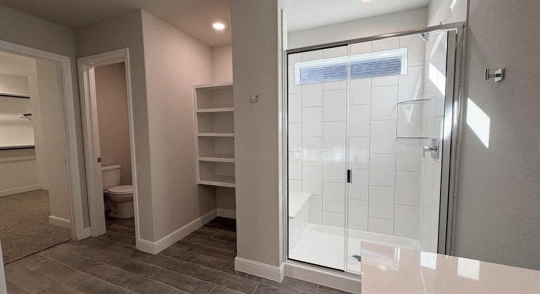 Furnished interior view inside a new home in Sandstone Estates, Granbury (Image 11). Furnished interior view inside a new home in Sandstone Estates, Granbury (Image 11).