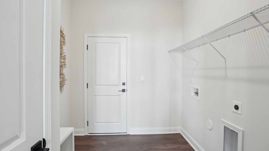 Spacious, unfurnished interior of a new home in Laurelbrook, Sherrills Ford (Image 20).