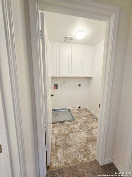 Image 24 of a home in Cove at Westover Hills.
