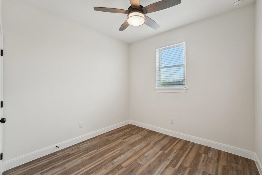 Bedroom 3 luxury vinyl floor Bedroom 3 luxury vinyl floor