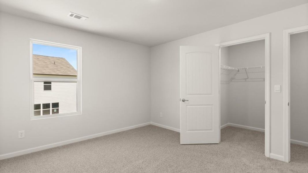 Spacious, unfurnished interior of a new home in , Villa Rica (Image 29).