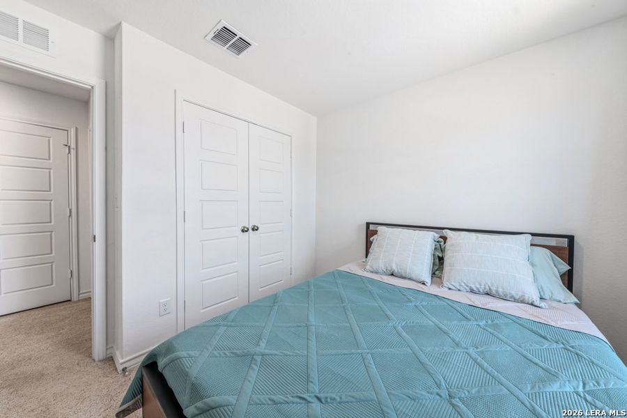 Furnished interior view inside a new home in Cinco Lakes, San Antonio (Image 17).