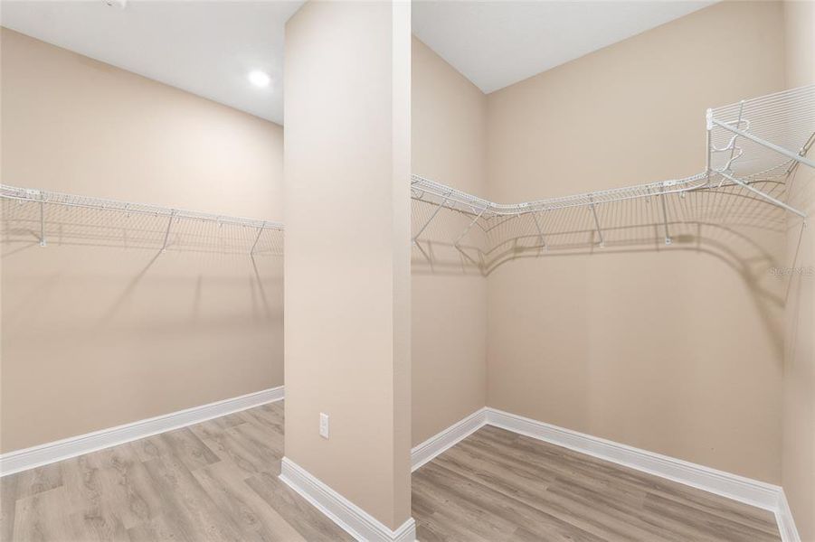 Spacious, unfurnished interior of a new home in , Ocala (Image 45).