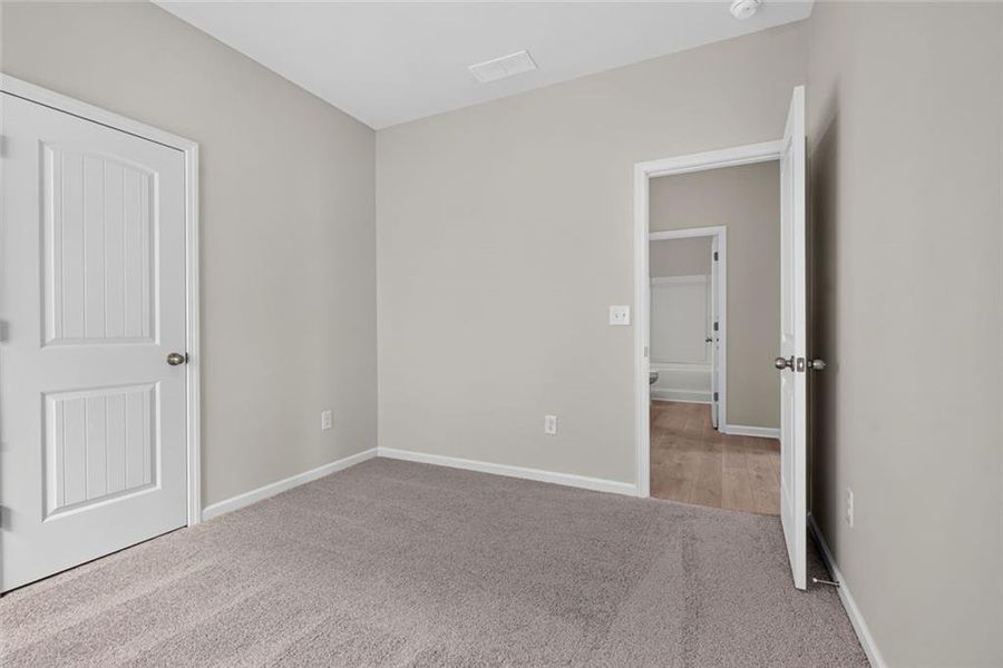 Spacious, unfurnished interior of a new home in Southbend, Rome (Image 30). Spacious, unfurnished interior of a new home in Southbend, Rome (Image 30).