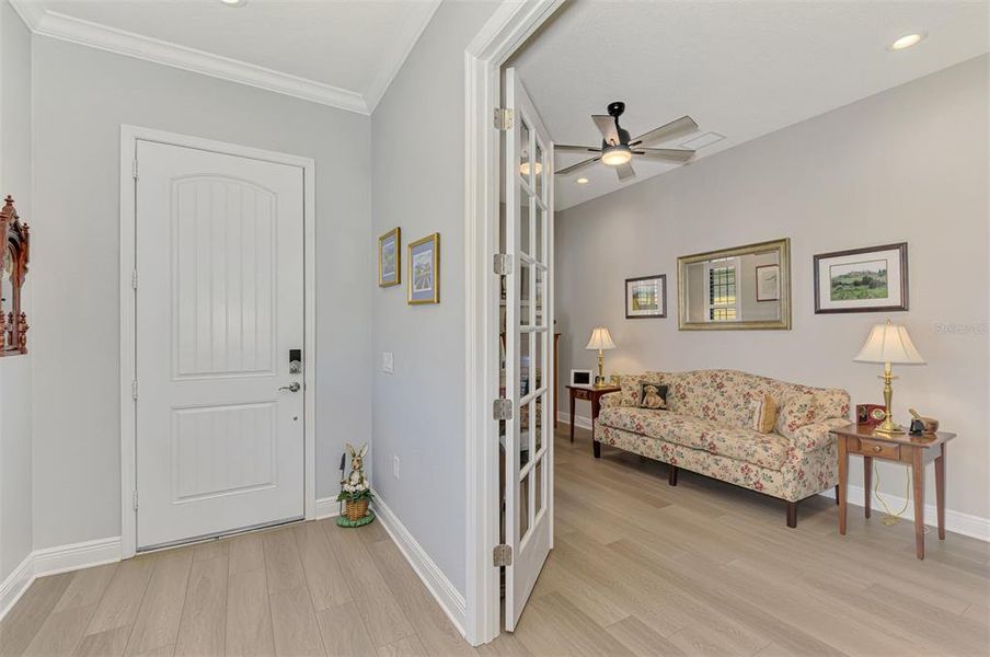 Furnished interior view inside a new home in , Venice (Image 36).