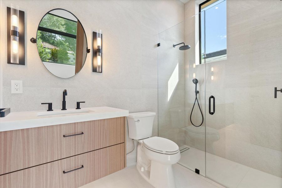 Furnished interior view inside a new home in , Fort Lauderdale (Image 33). Furnished interior view inside a new home in , Fort Lauderdale (Image 33).