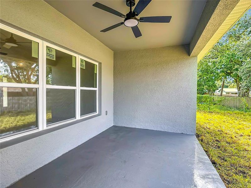Exterior details and patio area of a home in , St. Cloud (Image 4).