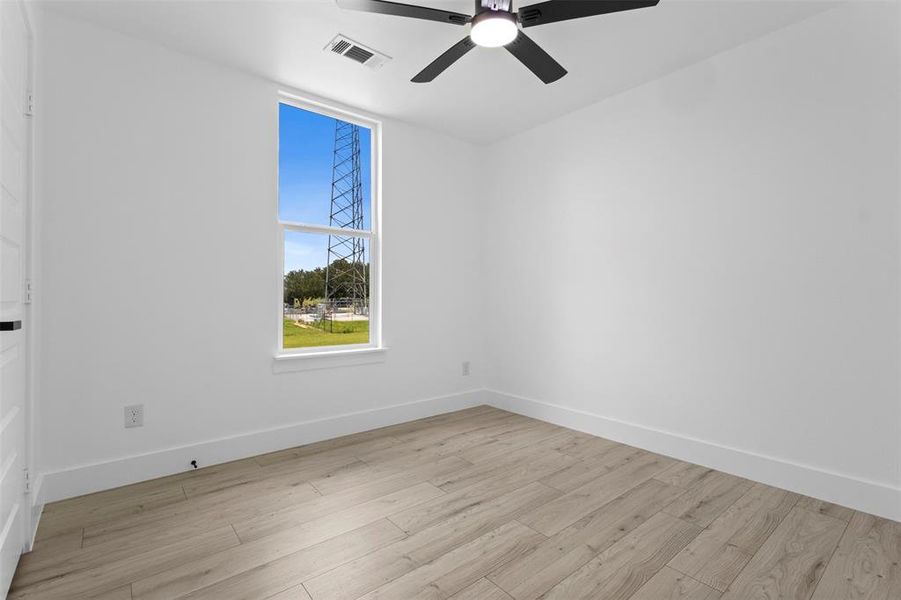 Spacious, unfurnished interior of a new home in , Emory (Image 23).