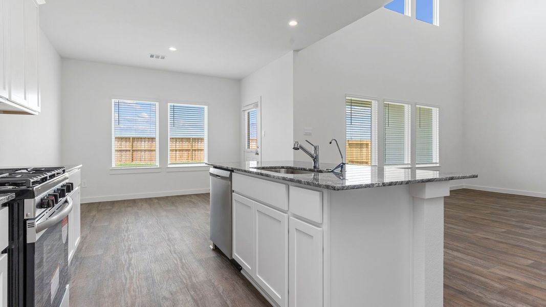Furnished interior view inside a new home in Evergreen, Rosenberg (Image 9).