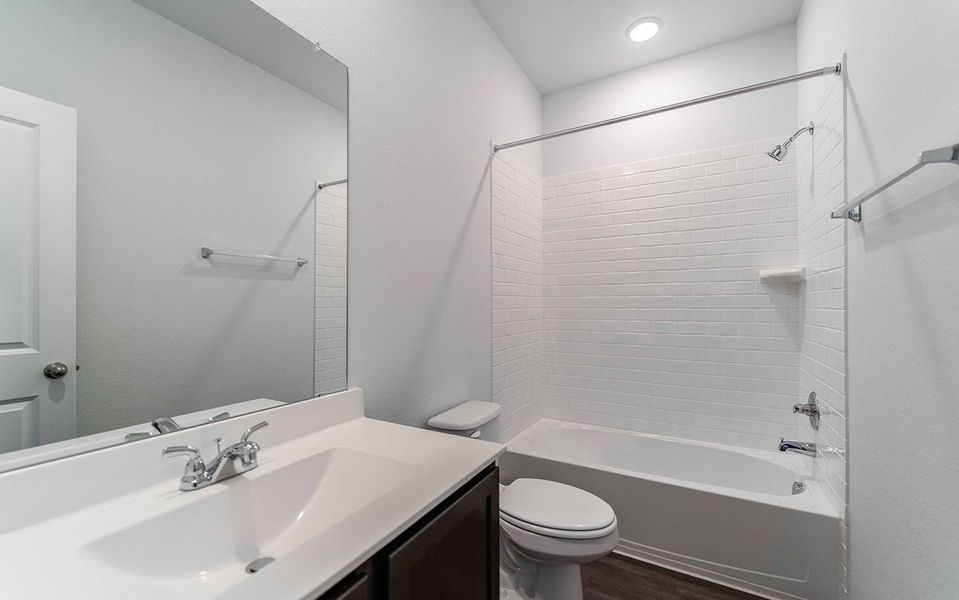 Furnished interior view inside a new home in Paramount, Kyle (Image 7).