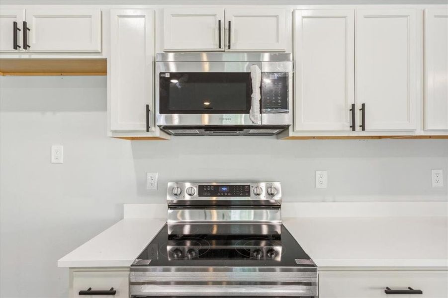 Image 34 of a home in .