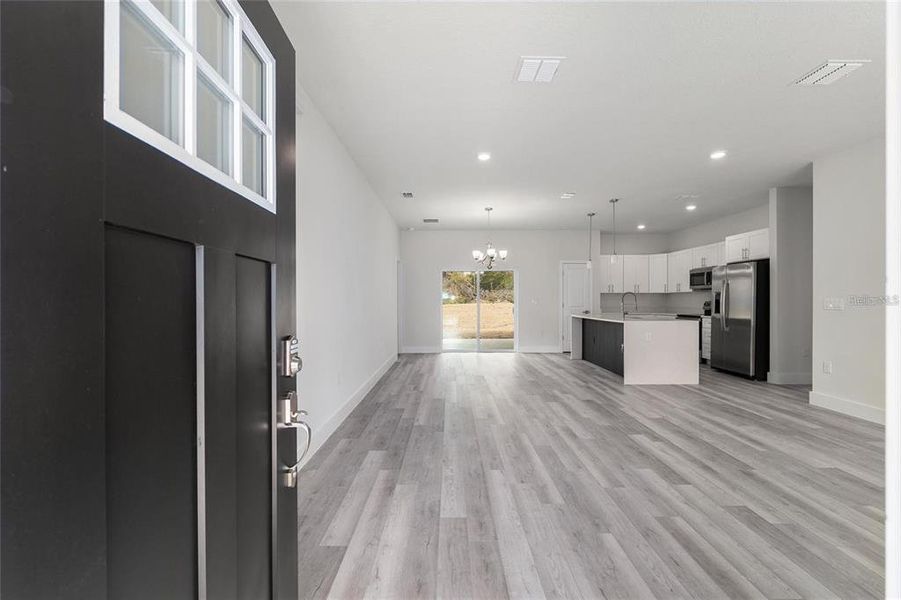 Spacious, unfurnished interior of a new home in , Ocala (Image 24).